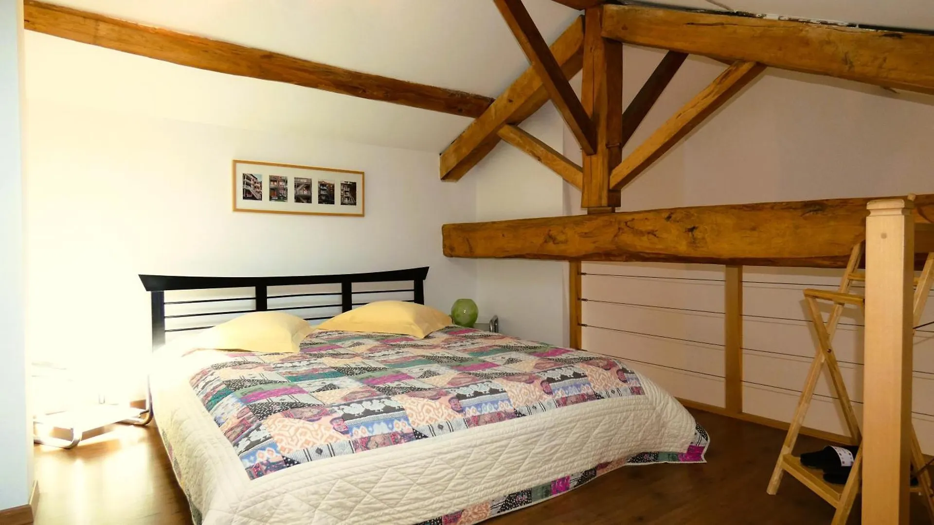 Bed & Breakfast Plaine Et Colline Chambres Et Table D'Hotes Isere Gillonnay France
